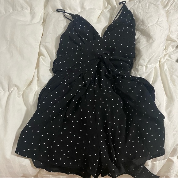 Romper - Picture 2 of 5